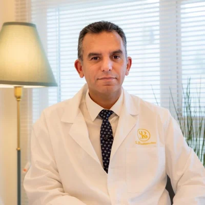 Dr. Emad – Senior Psychiatrist specializing in comprehensive mental health care with over 15 years of experience.