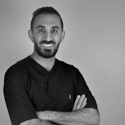 Dr. Omid Amiri​, Periodontist-implantologist and Dental Specialist
